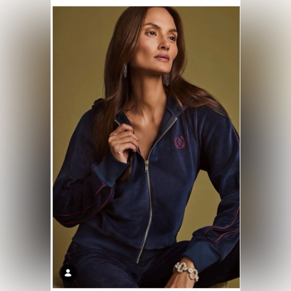 Ayda luxury deadstock Ambia blue velvet zip up hoodie, med